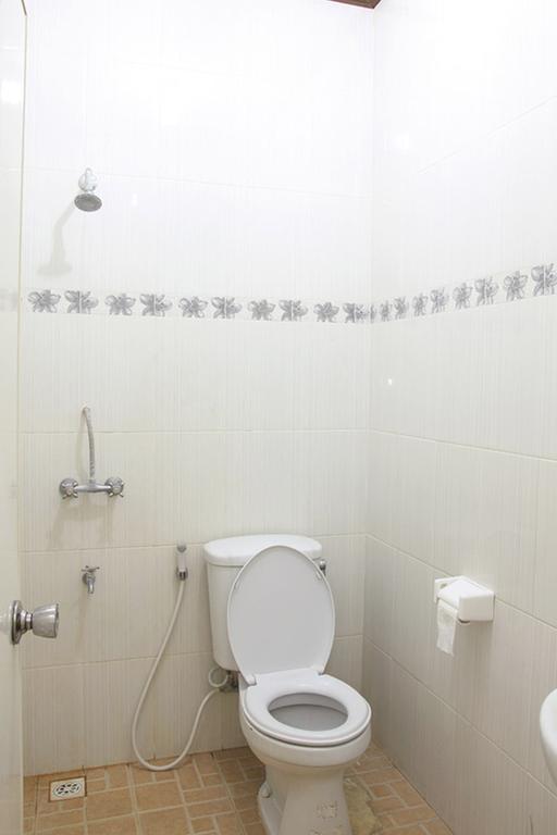 Cinthya Guest House Legian  Room photo