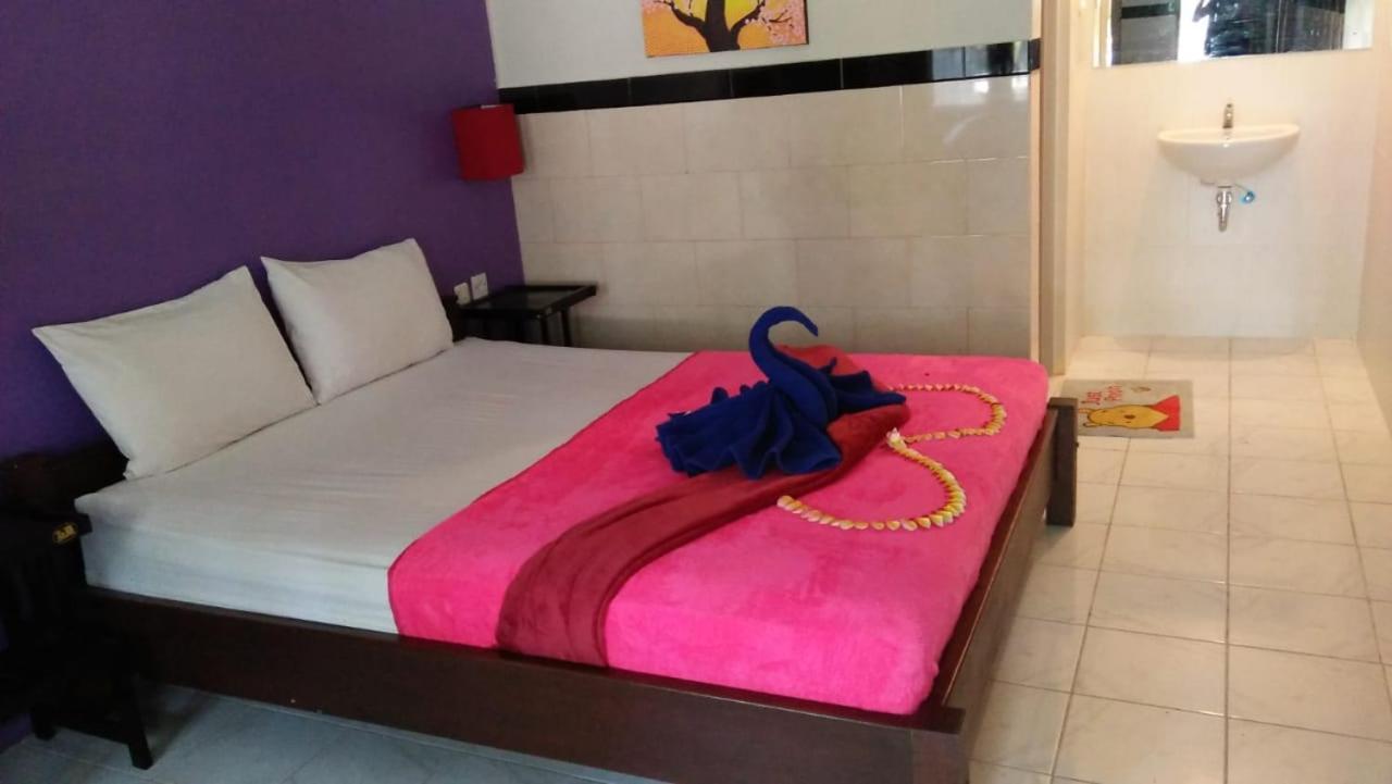 Cinthya Guest House Legian  Exterior photo